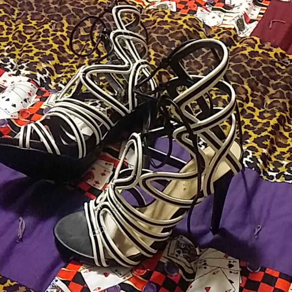 Shoes - Picture 3 of 3